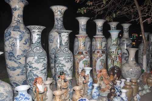 'Ceramic market' along To Lich River in Hanoi - ảnh 7